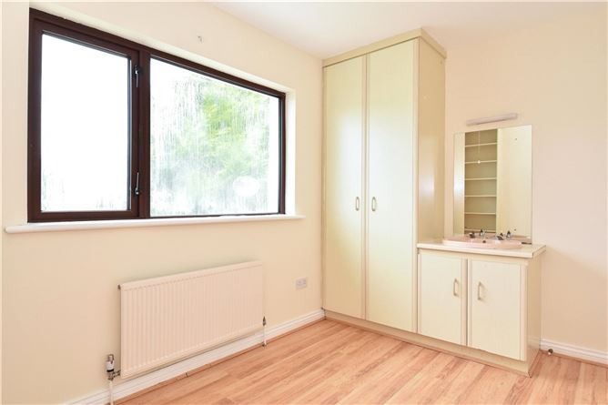 69 Forster Court, Forster Street, Galway City Centre