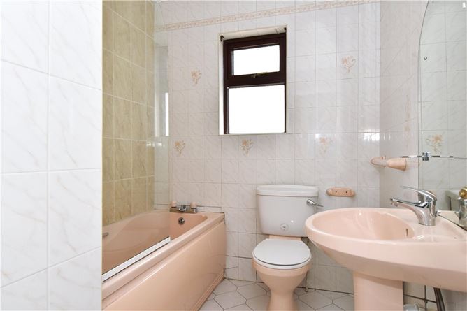 69 Forster Court, Forster Street, Galway City Centre