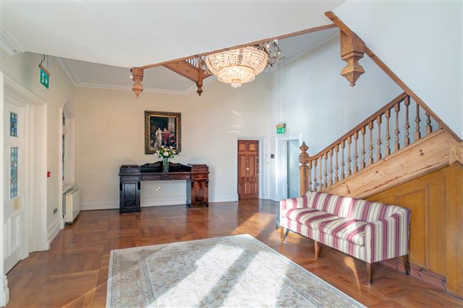 14 Sutton Castle, Sutton, Dublin 13