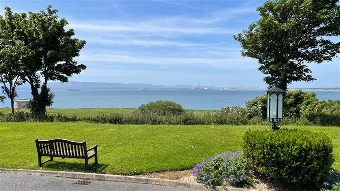 14 Sutton Castle, Sutton, Dublin 13
