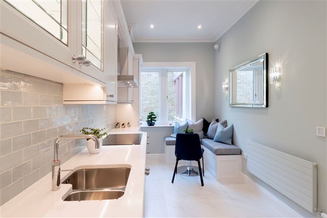 14 Sutton Castle, Sutton, Dublin 13