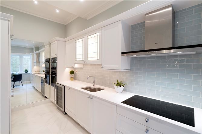 14 Sutton Castle, Sutton, Dublin 13