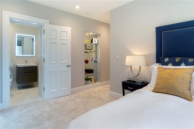 14 Sutton Castle, Sutton, Dublin 13