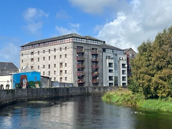 14 Mill House, Mill Road, Ennis, Clare Costelloe Estate Agents