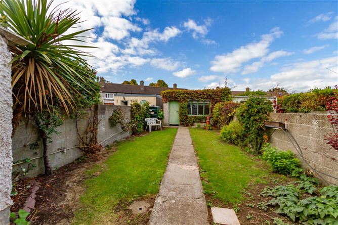 86 St Brendan's Crescent, Greenhills, Dublin 12