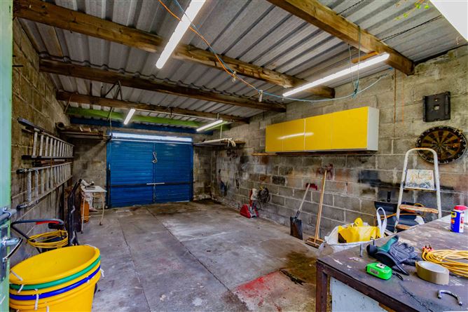86 St Brendan's Crescent, Greenhills, Dublin 12