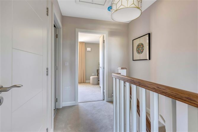 https://photos-a.propertyimages.ie/media/2/8/3/4948382/daa8d4b9-a667-468f-83cc-17153cf0d7e1_l.jpg