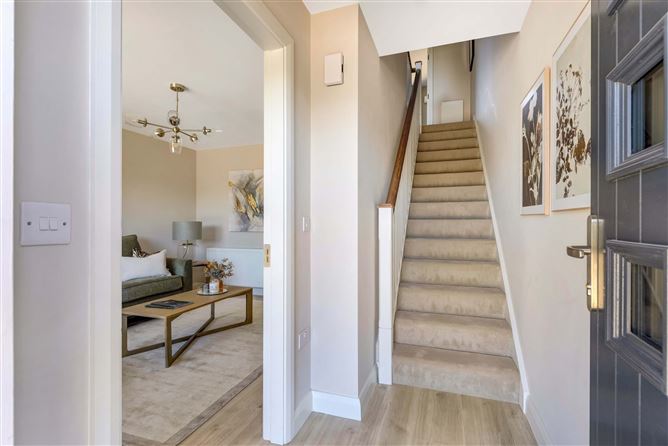 https://photos-a.propertyimages.ie/media/2/8/3/4948382/10347ff9-2f32-4cff-8327-ea366db10999_l.jpg