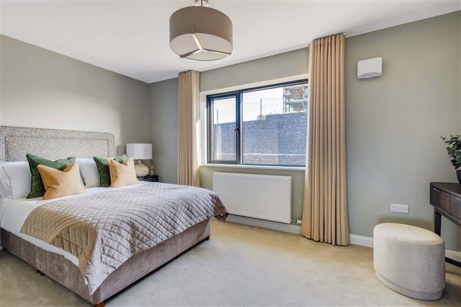 https://photos-a.propertyimages.ie/media/2/8/3/4948382/daa8d4b9-a667-468f-83cc-17153cf0d7e1_l.jpg