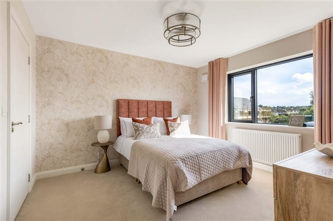 https://photos-a.propertyimages.ie/media/2/8/3/4948382/904cccaa-4869-474b-81f7-873586966cdc_l.jpg