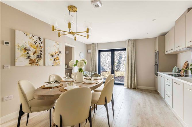 https://photos-a.propertyimages.ie/media/2/8/3/4948382/904cccaa-4869-474b-81f7-873586966cdc_l.jpg