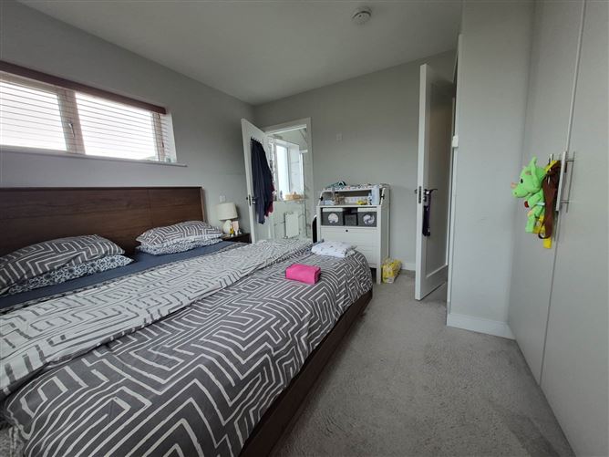 20 The Green, Castle Farm, Naas, County Kildare