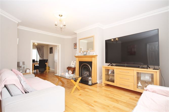 8 Ellensborough Meadow, Kiltipper, Tallaght, Dublin 24