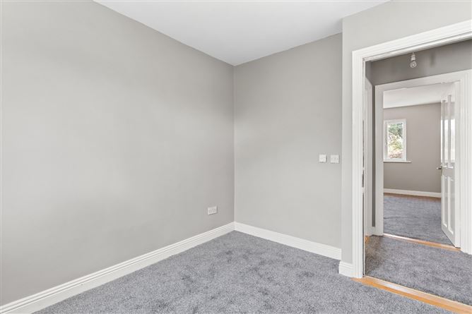 15b Trimleston Avenue, Booterstown, Co. Dublin