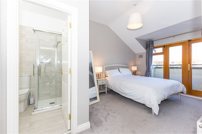 32 Mountfield Park, Malahide, County Dublin