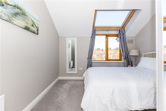 32 Mountfield Park, Malahide, County Dublin