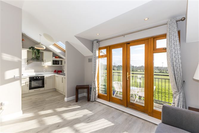 32 Mountfield Park, Malahide, County Dublin