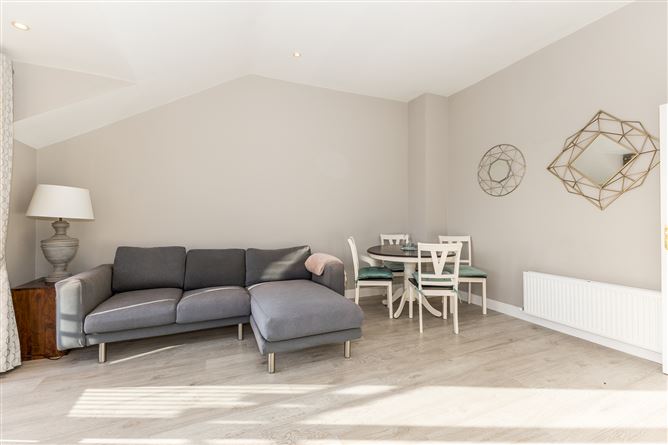32 Mountfield Park, Malahide, County Dublin