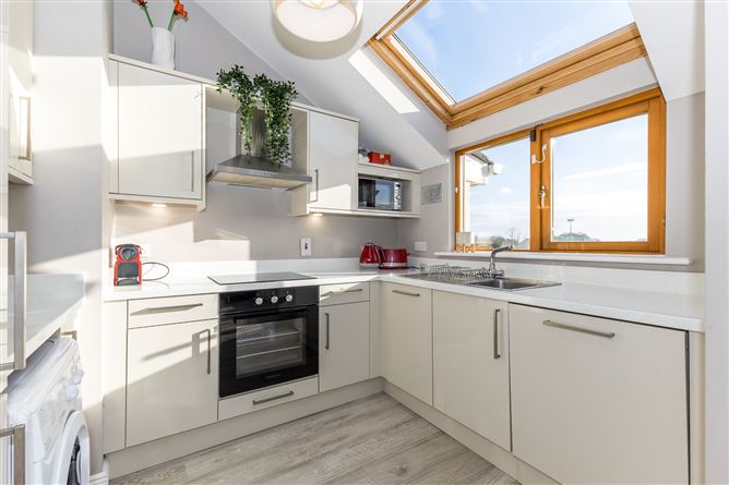 32 Mountfield Park, Malahide, County Dublin