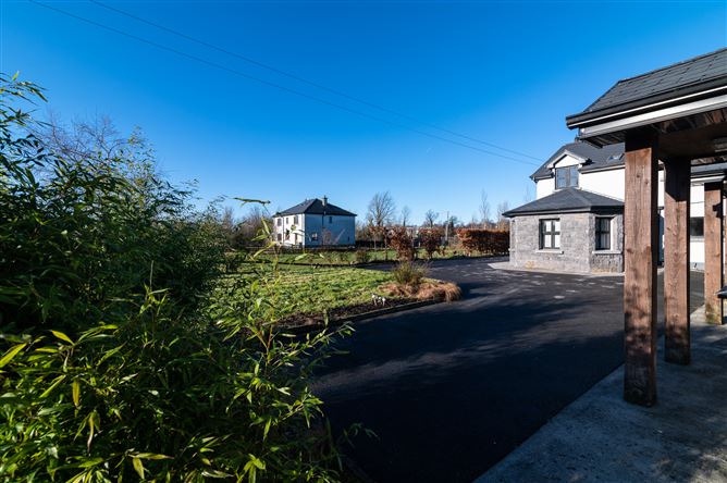 Stone House, Kilcloony, Ballinasloe, Galway