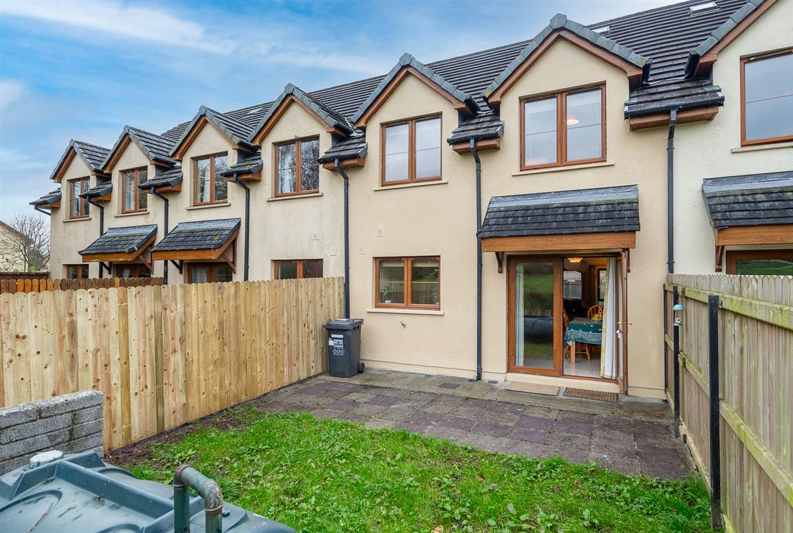 8 Fuschia Court, Pairc Na Gloine, Kenmare, Co. Kerry 8 Fuschia Court, Pairc Na Gloine, Kenmare, Co. Kerry