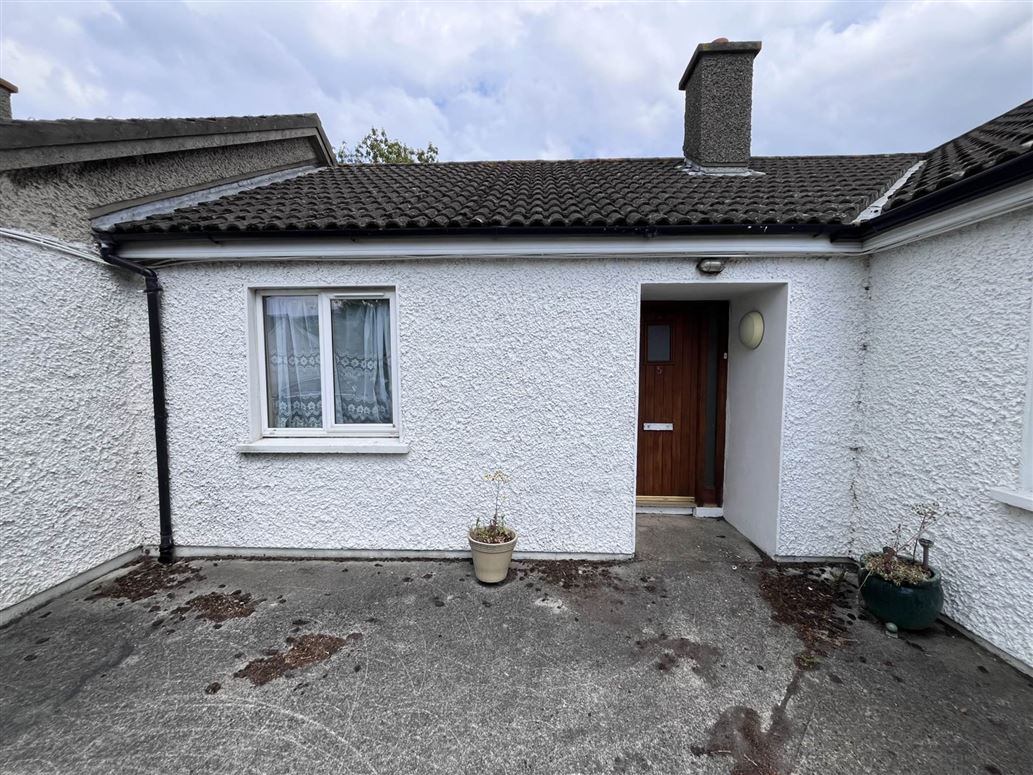 5 John Paul Place, Clonmel, County Tipperary
