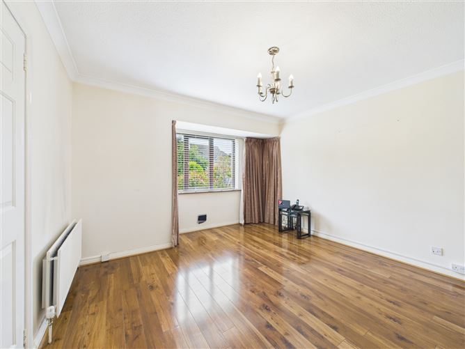 21 Brookville, Lahinch Road, Ennis, Co. Clare
