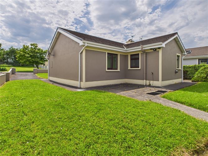 21 Brookville, Lahinch Road, Ennis, Co. Clare