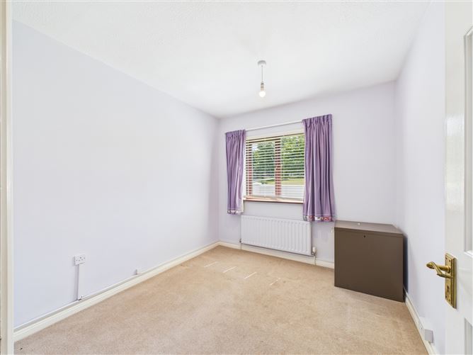 21 Brookville, Lahinch Road, Ennis, Co. Clare