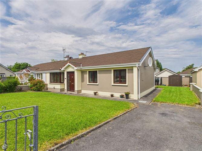 21 Brookville, Lahinch Road, Ennis, Co. Clare