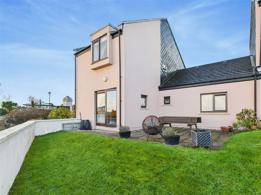 80 Carleton Village, Golf Links Road, Youghal, Cork