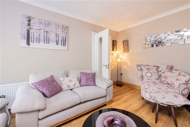 69 Cherrington Road, Dublin 18, Dublin 18