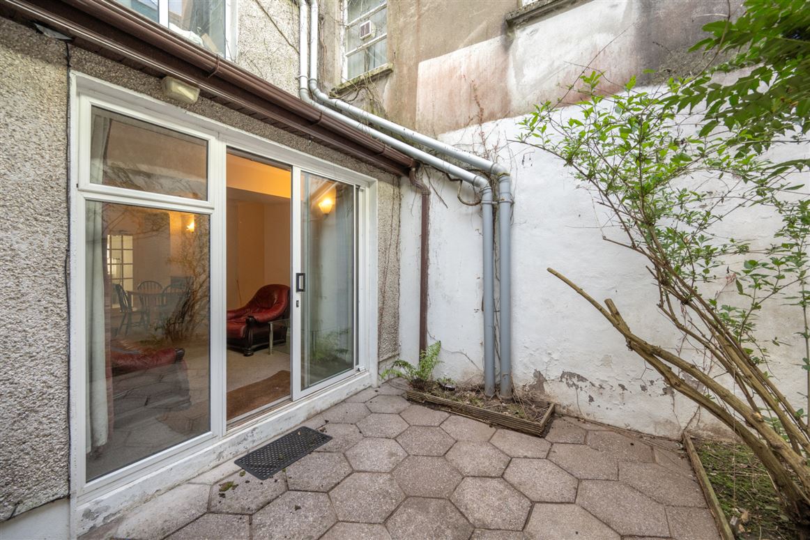 Apt 1, Lee View House, 13 Father Mathew Quay, Cork