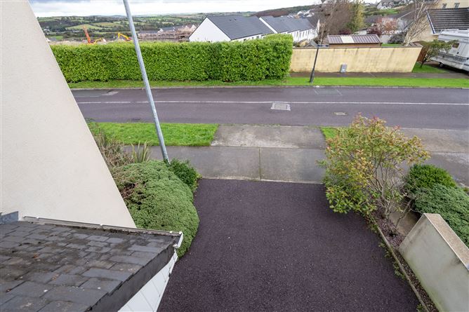 8 Beechwood Court, Cluainard, Newtown, Cobh, Cork