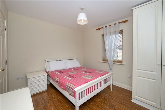 8 Beechwood Court, Cluainard, Newtown, Cobh, Cork