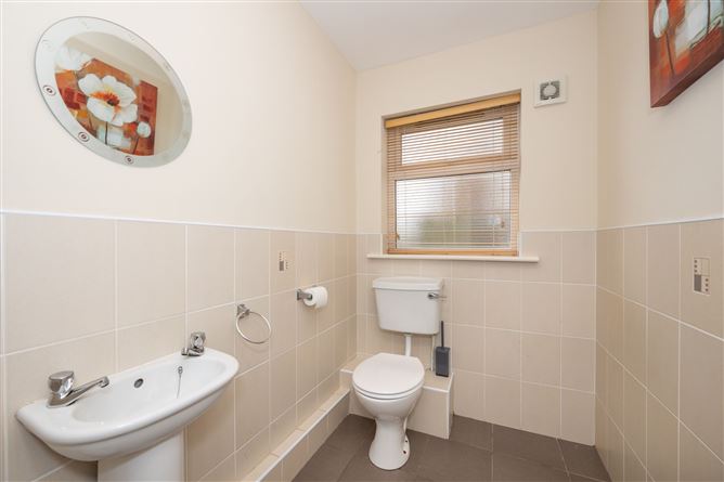 8 Beechwood Court, Cluainard, Newtown, Cobh, Cork