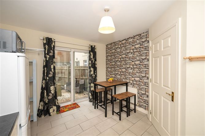 8 Beechwood Court, Cluainard, Newtown, Cobh, Cork