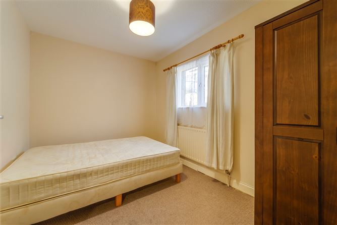 24 Church Grove, Aylesbury,   Dublin 24