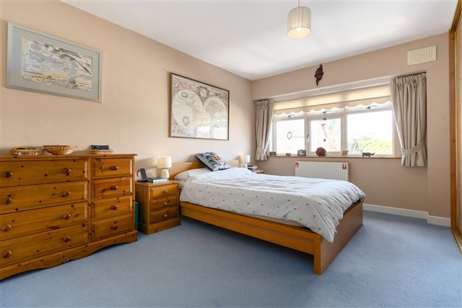 3 Strand Mews, Lea Road, Sandymount, Dublin 4
