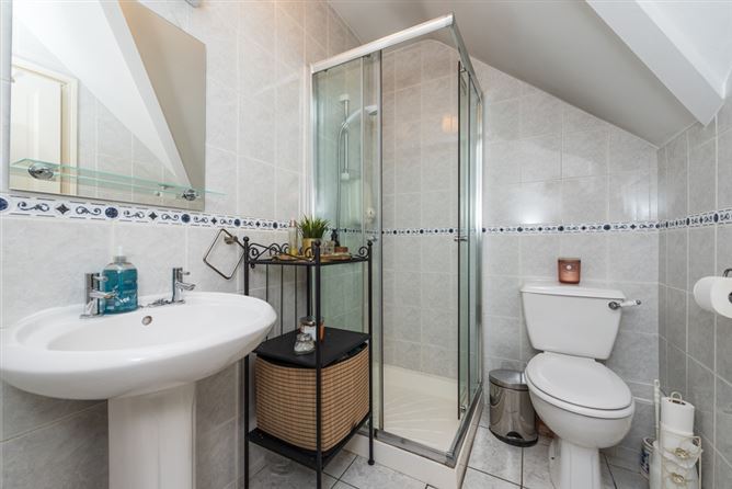 2 Calverstown Place, Calverstown, Kilcullen, Co. Kildare. 