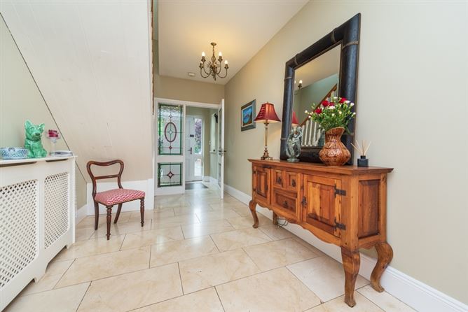 2 Calverstown Place, Calverstown, Kilcullen, Co. Kildare. 