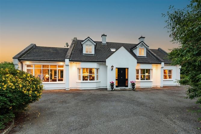 2 Calverstown Place, Calverstown, Kilcullen, Co. Kildare. 