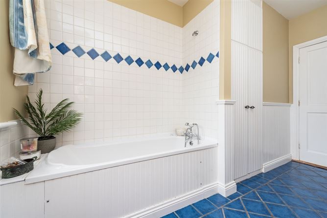 2 Calverstown Place, Calverstown, Kilcullen, Co. Kildare. 