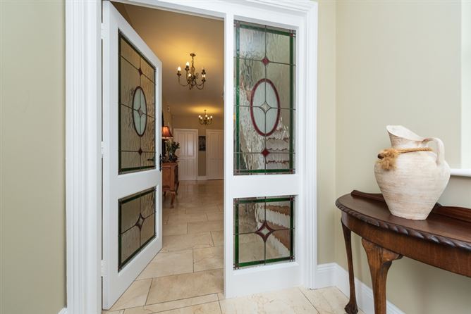 2 Calverstown Place, Calverstown, Kilcullen, Co. Kildare. 