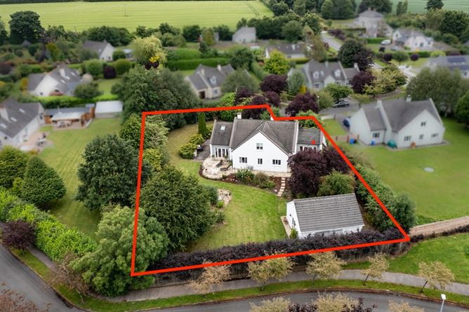 2 Calverstown Place, Calverstown, Kilcullen, Co. Kildare. 