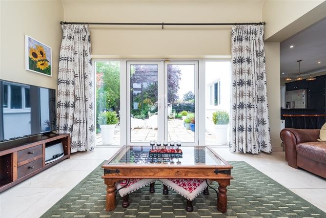 2 Calverstown Place, Calverstown, Kilcullen, Co. Kildare. 