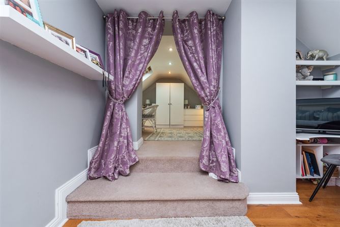 2 Calverstown Place, Calverstown, Kilcullen, Co. Kildare. 