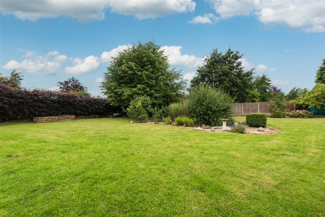2 Calverstown Place, Calverstown, Kilcullen, Co. Kildare. 