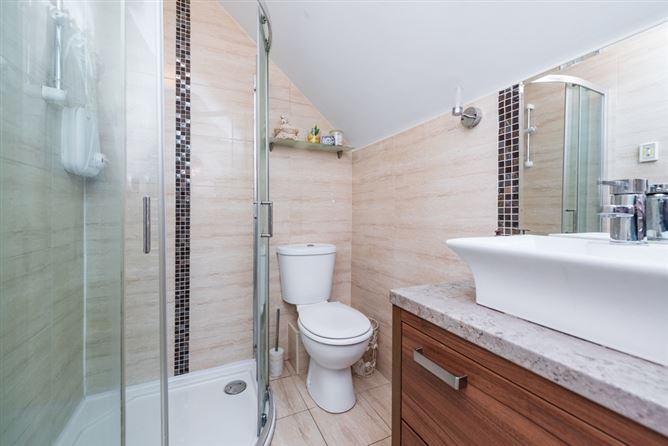 2 Calverstown Place, Calverstown, Kilcullen, Co. Kildare. 