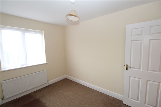 Photo 21 of 26 — 76 Gleann Riada, Longford, Longford